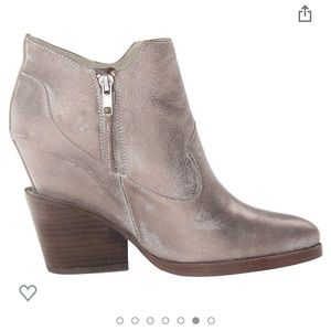 Ash Lula boots in taupe